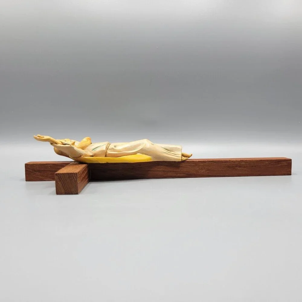Vintage Wooden Cross Jesus Christ Figure Italy Wall Hanging Religious Decor 1984 - Picture 5 of 8